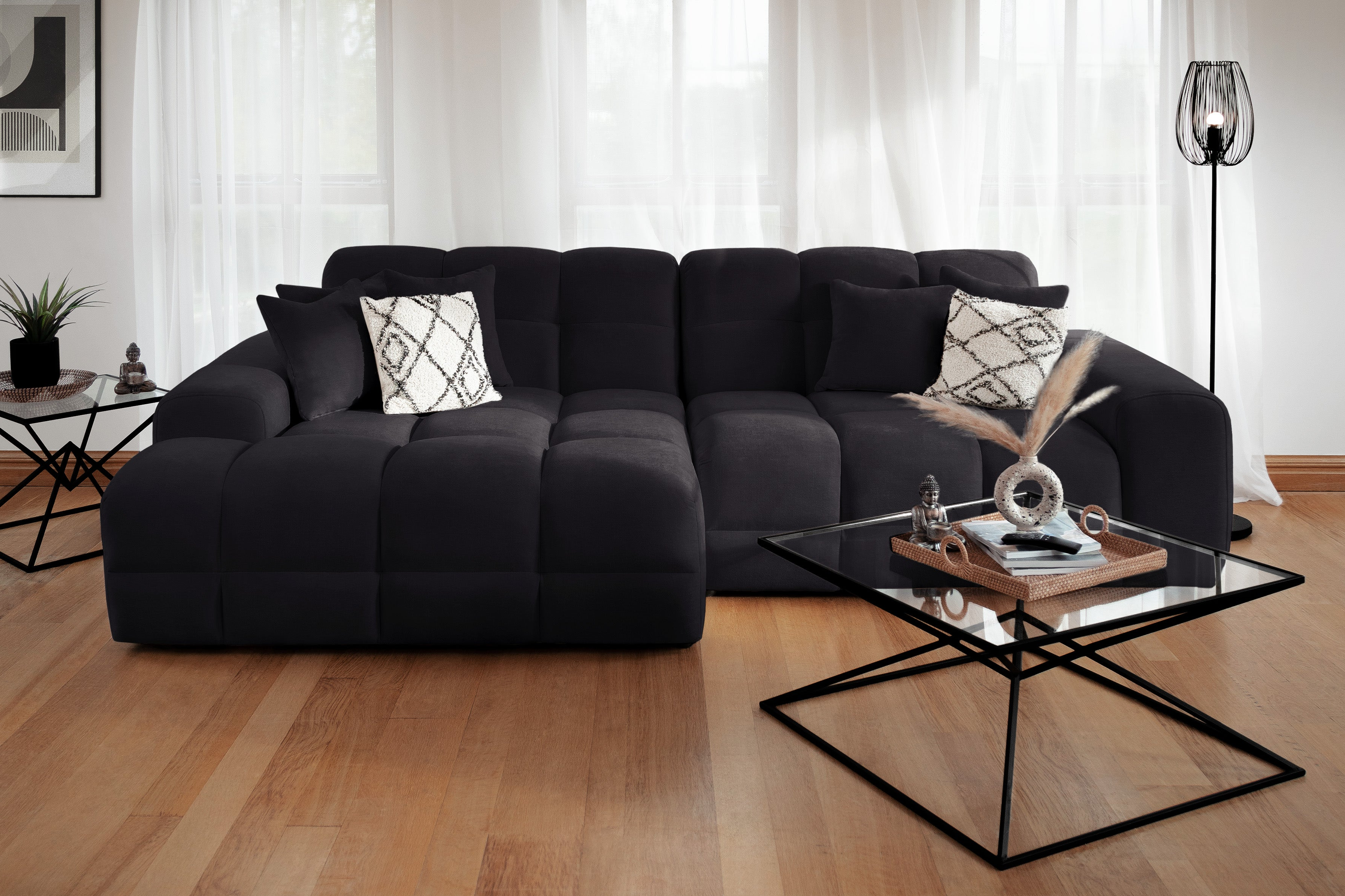 Jacob Sofa Black Left Hand Facing Corner