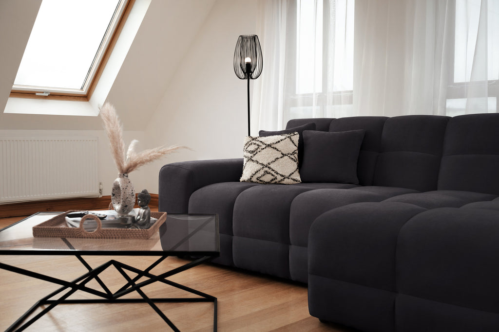 Jacob Sofa Black Right Hand Facing Corner