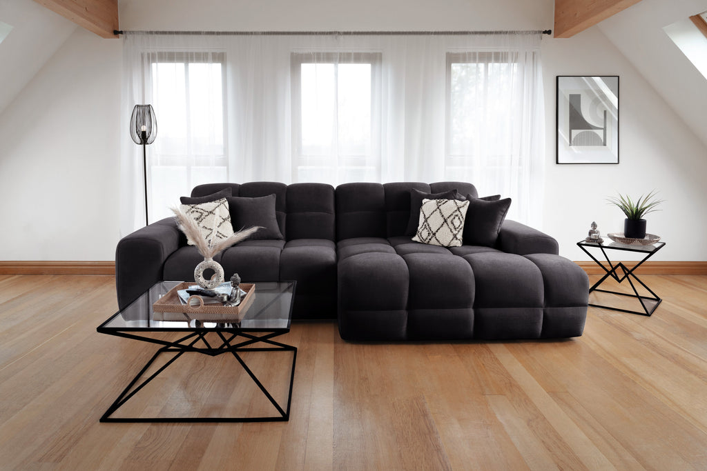 Jacob Sofa Black Right Hand Facing Corner